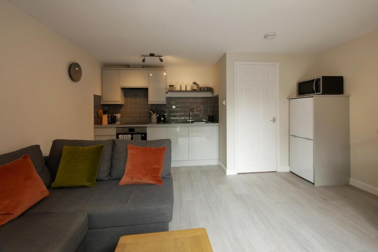 Crewe Short Lets 8 Victoria Court, Crewe公寓 外观 照片